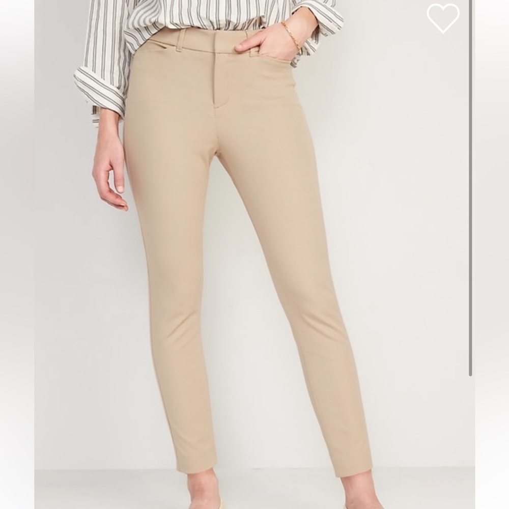 NEW! Old Navy high rise pixie pants